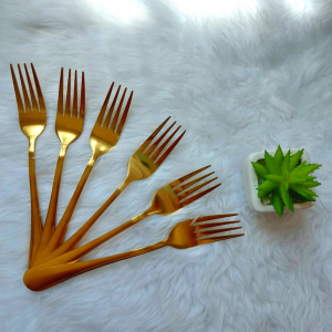 24 pcs Stainless Steel Cutlery Set - Gold